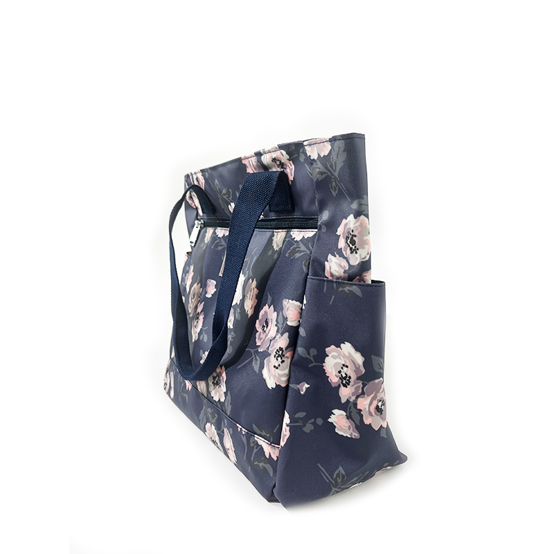 Commuting Women's Tote Bag