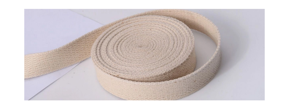 Organic cotton used as webbing