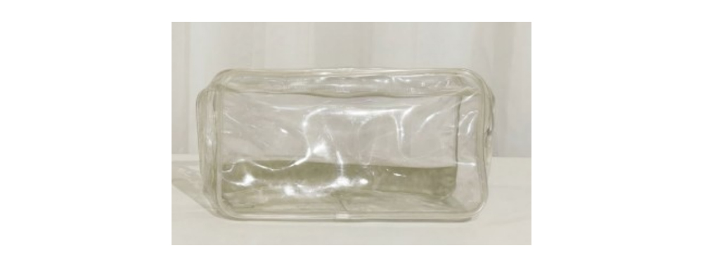The picture shows the yellowing phenomenon of pvc bags over time